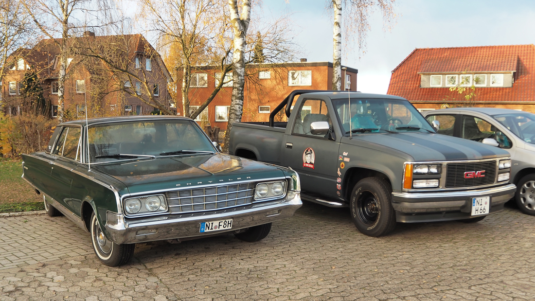 Chrysler New Yorker 1.jpg