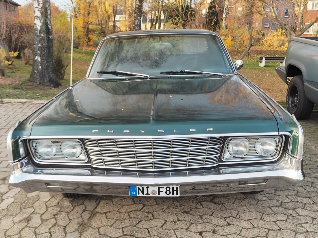 Chrysler New Yorker 2.jpg
