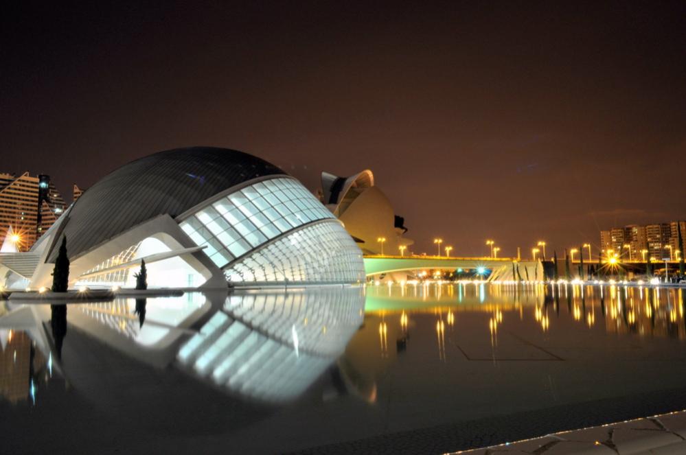 ciutat de les Arts i Ciencies by night