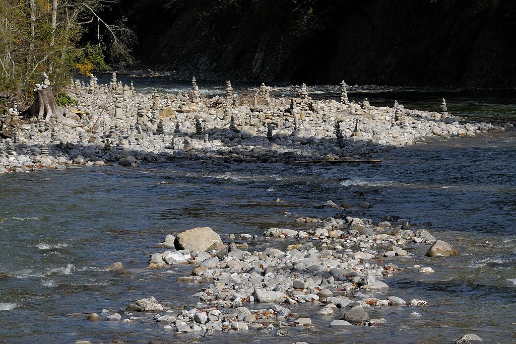 comp DSC 1344 bearbeitet

Steinmänner im Tal der Breitach, kurz vor Riezlern