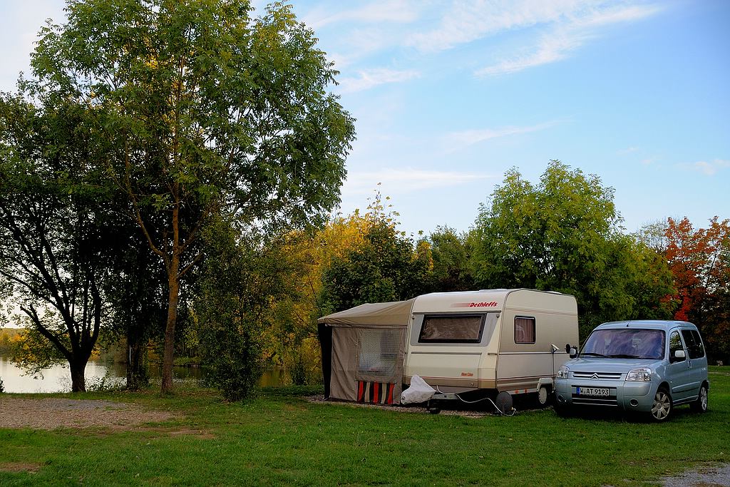 comp DSC 1512 bearbeitet

Campingplatz Katzenkopf bei Sommerach