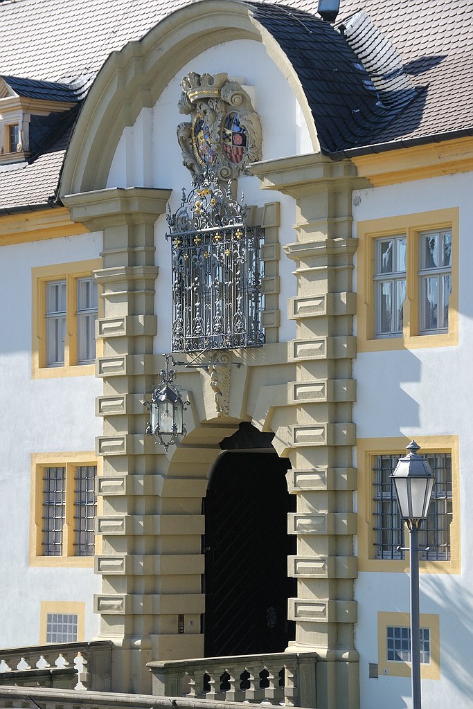 comp DSC 1545 bearbeitet ShiftN

Schloss Wiesentheid