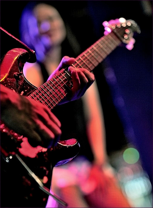 comp_2Band-N1.jpg