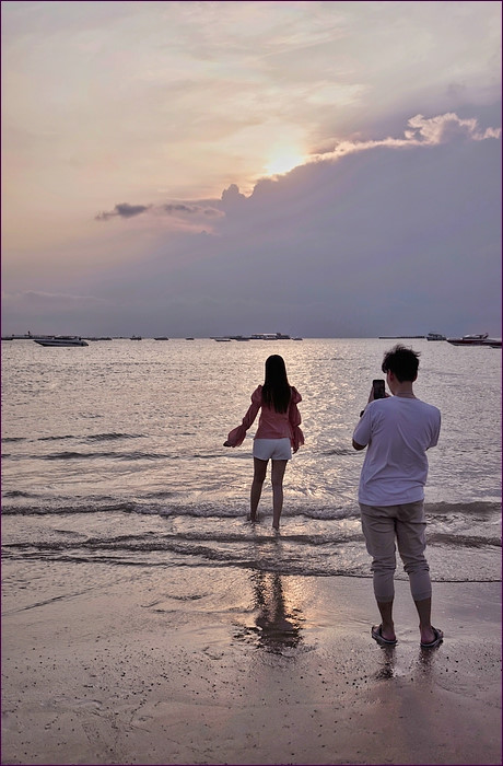 comp_2Beach 2-lumi.jpg