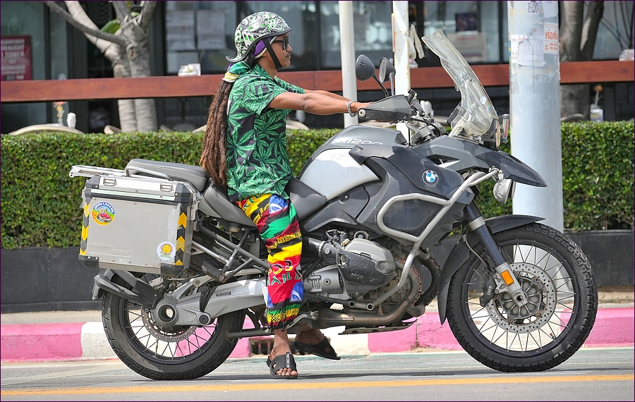 comp_2Bob Marley.jpg