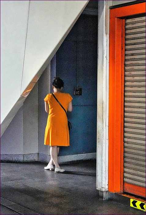 comp_2Color-Street-lumi.jpg