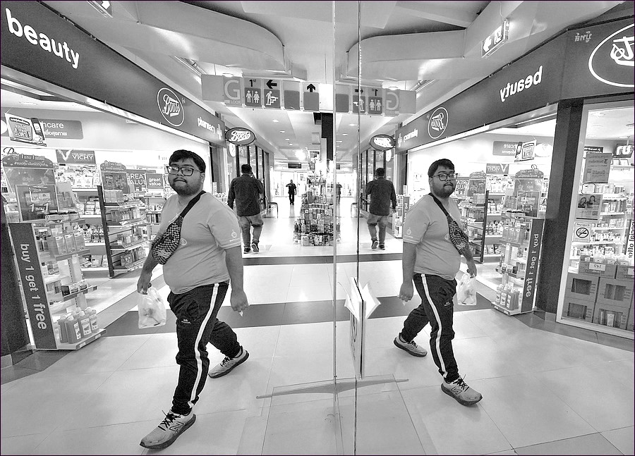 comp_2Mirror.jpg