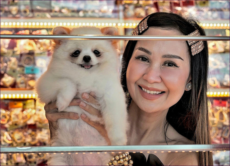 comp_2Portrait mit Hund-Lumi.jpg
