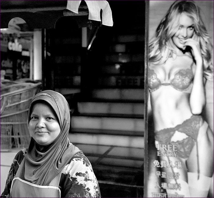 comp_2SexyGirl.jpg