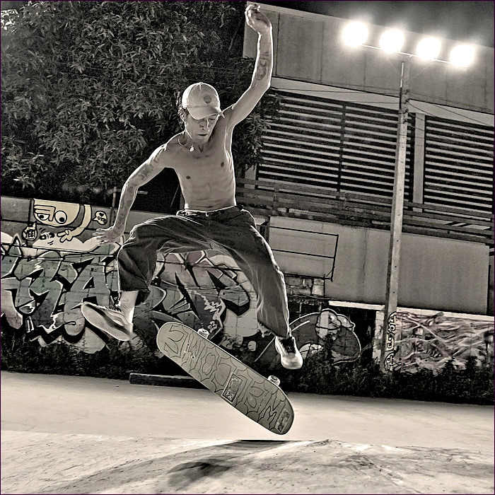 comp_2Skateboard-lumi-Ent..jpg