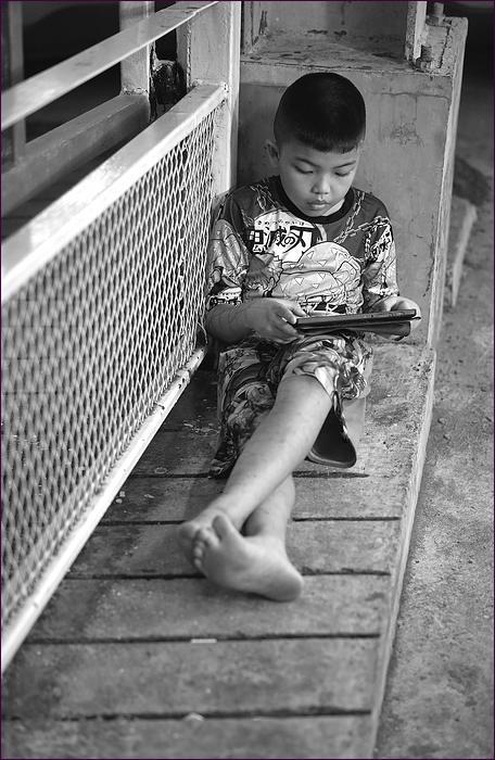 comp_2StreetKid.jpg