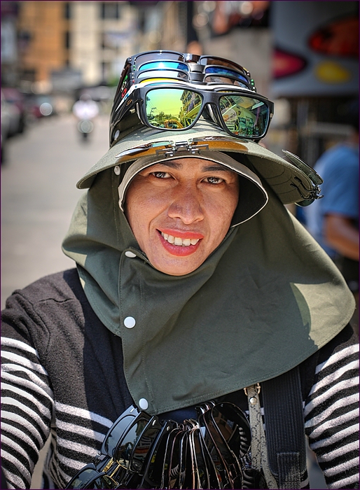 comp_2sunglass-lumi.jpg