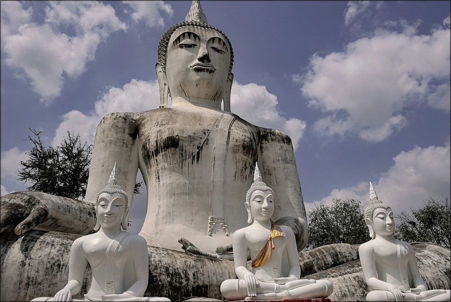 comp_Buddha2-Lumi.jpg