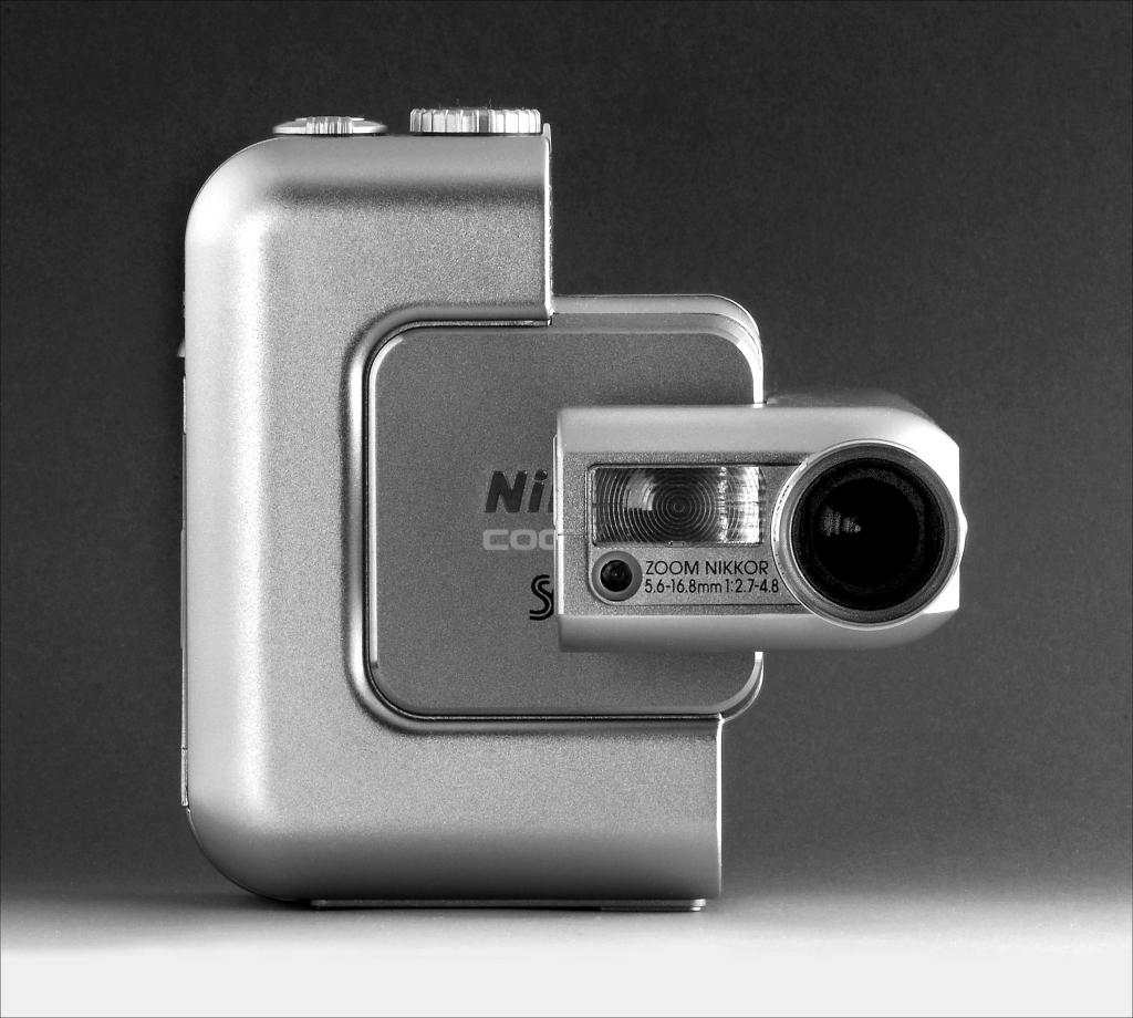 coolpix sq 2W