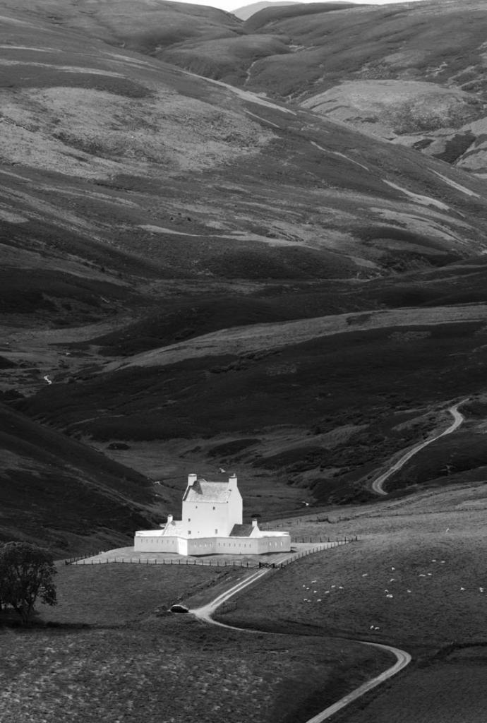 CorgarffCastle 0138 sw