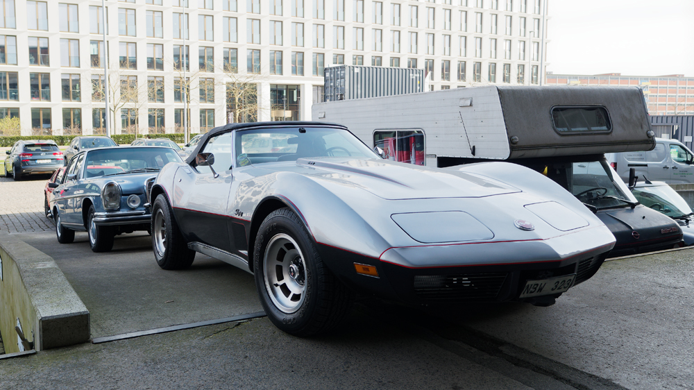 Corvette Stringray 1.jpg