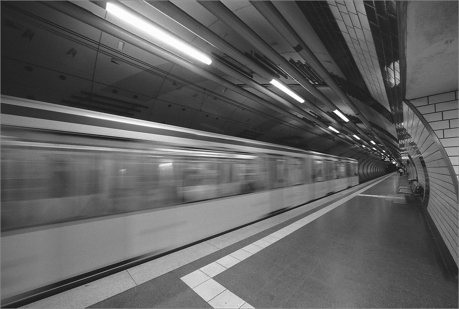 cR E Karlsplatz 06