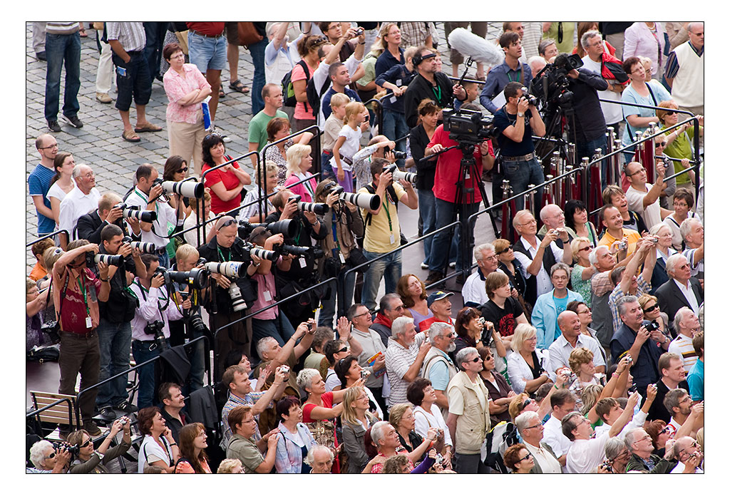 crowd