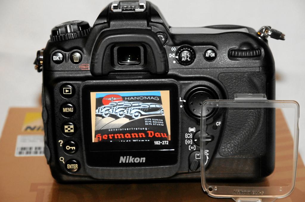 D200