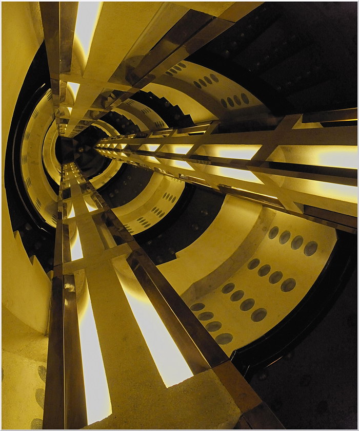 D30 0190f: Art Deco - Treppe im Haus Atlantis in der Böttcherstraße in Bremen
