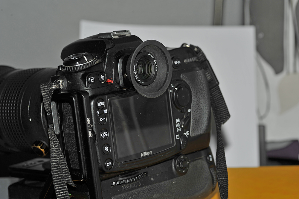 D300 + DK-17M (7007028x)