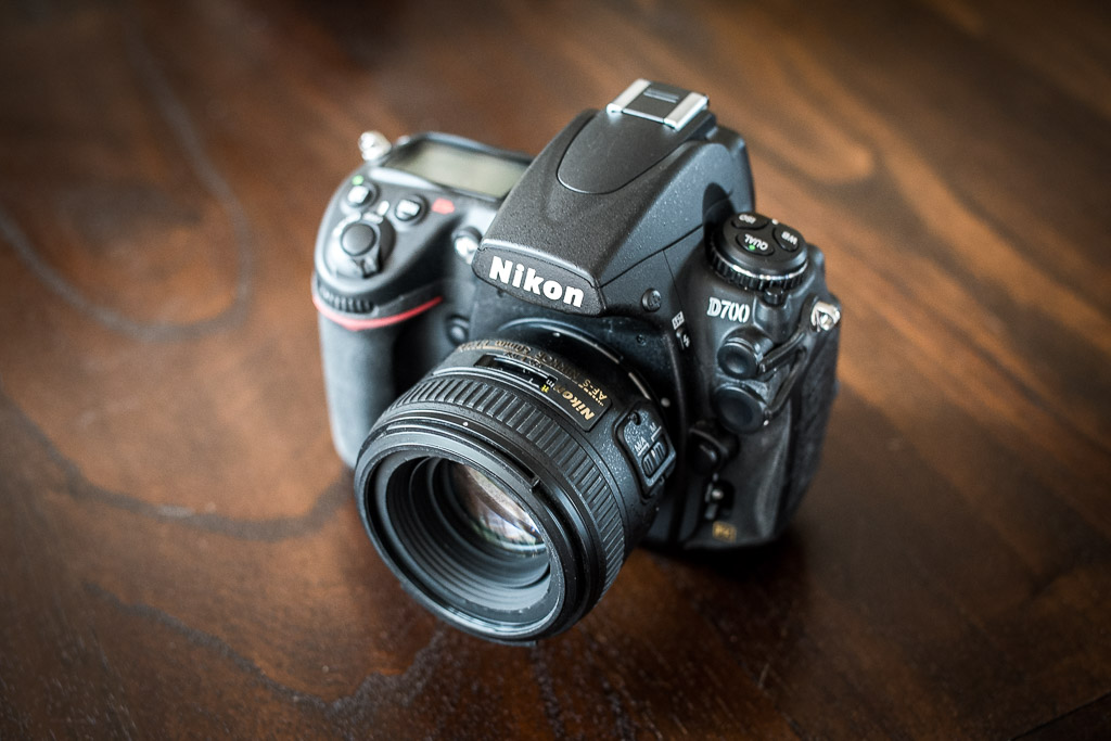 D700