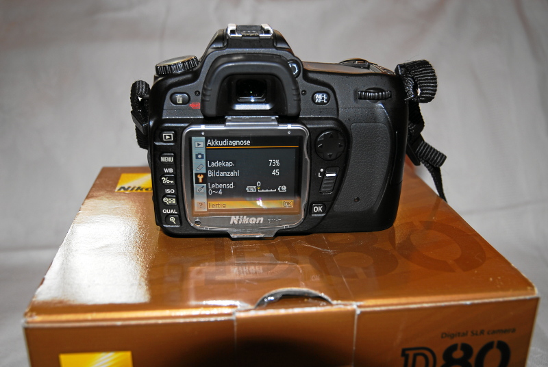 D80