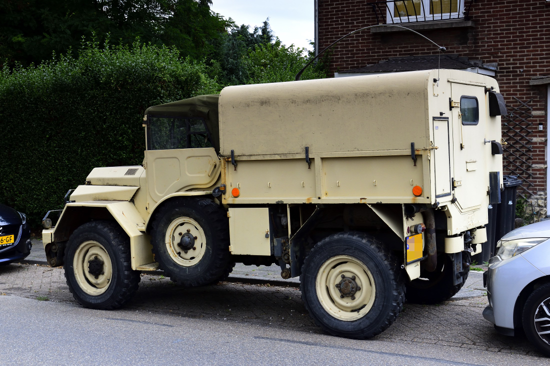 DAF YA 126 Funkwagen 3
