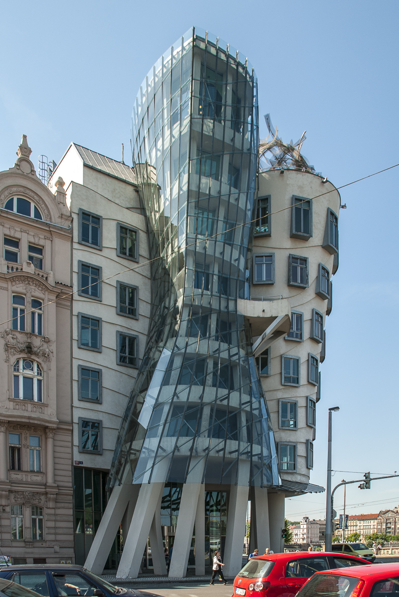 Dancing House Prag2.jpg