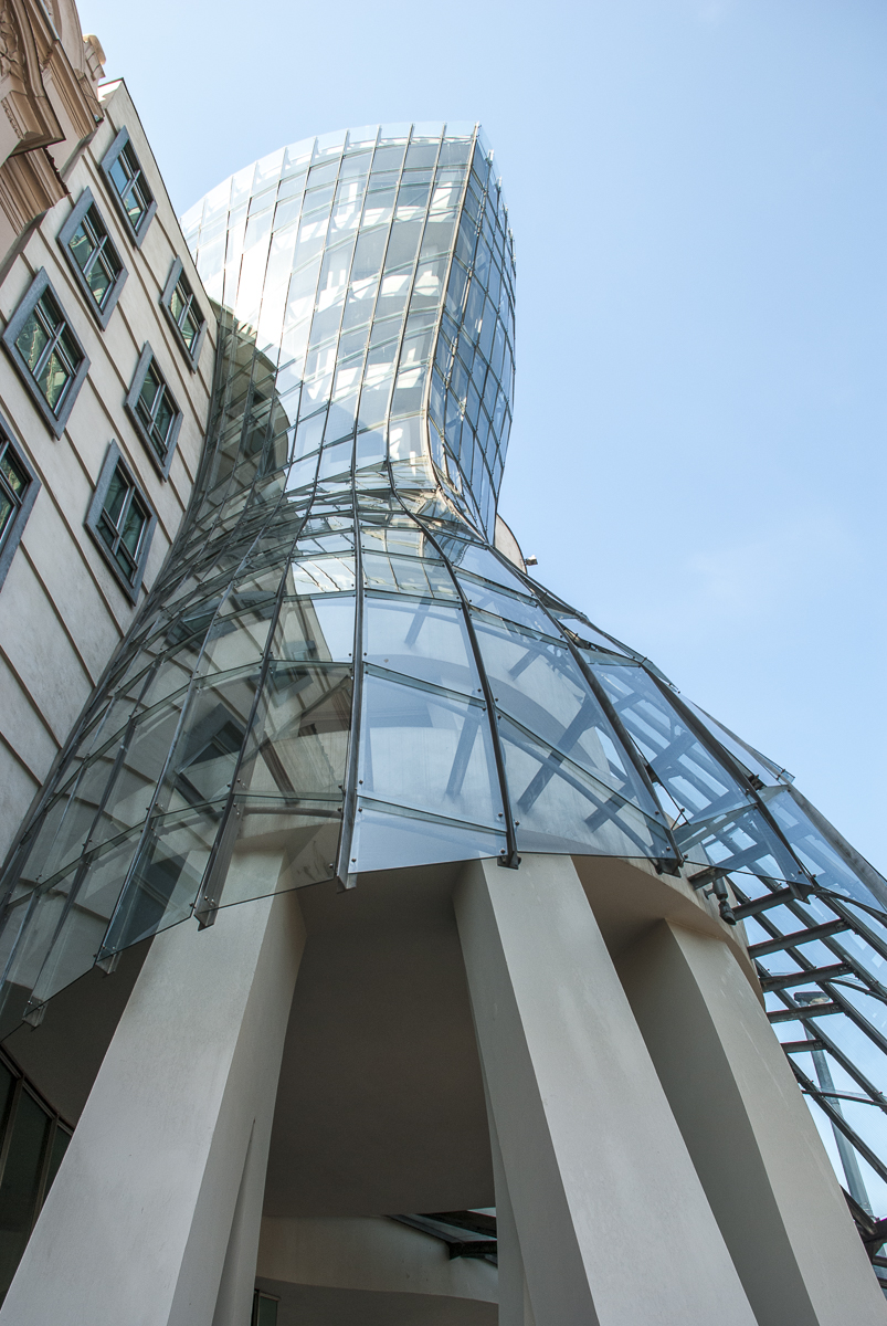Dancing House Prag3.jpg