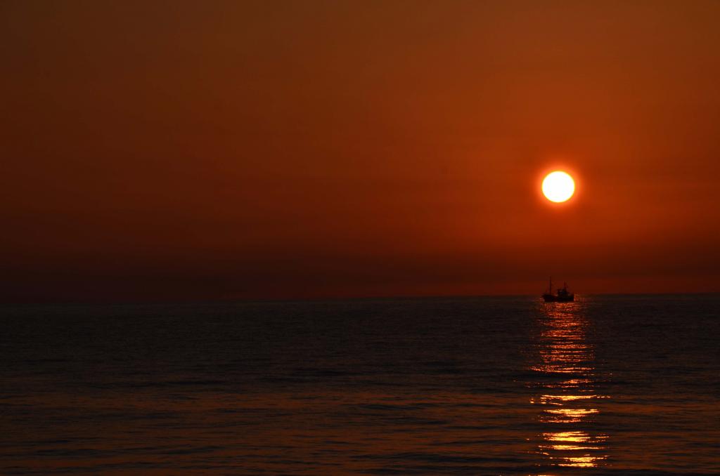 Dem Sonnenuntergang entgegen