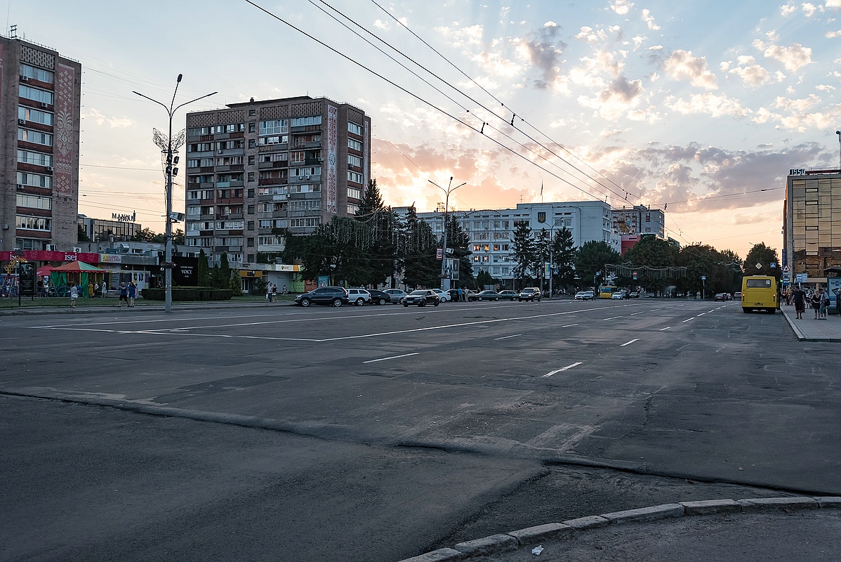 Der Boulevard Schewtschenko war auch mal Aufmarschplatz für Paraden zu Sowjetzeiten vor dem Parlamentsgebäude