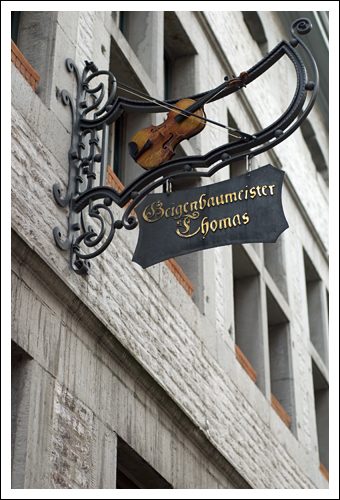 Der Geigenbaumeister