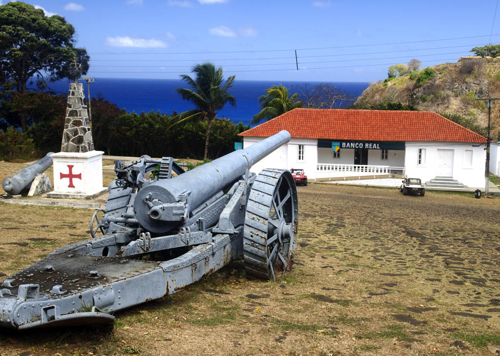 Der Hauptplatz von Vila dos Remedios