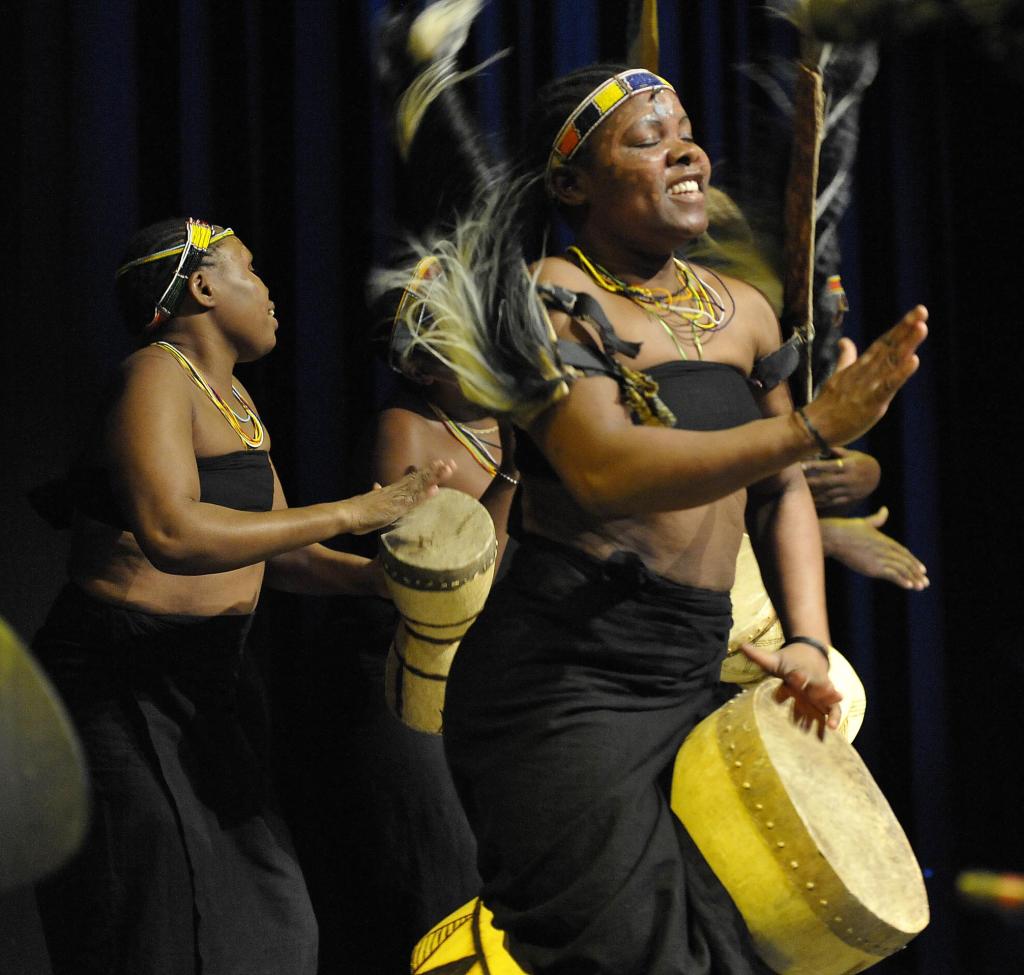 Die "Wagogo Queens of Tanzania" in Aktion