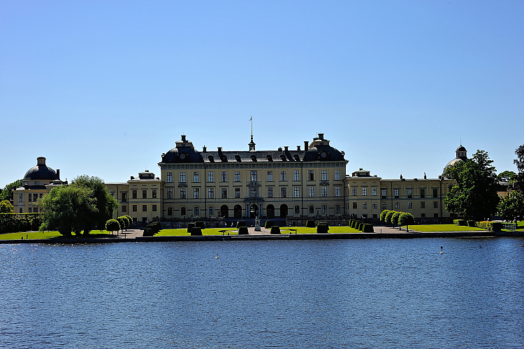 Drottningholm Mälarseite 2.jpg
