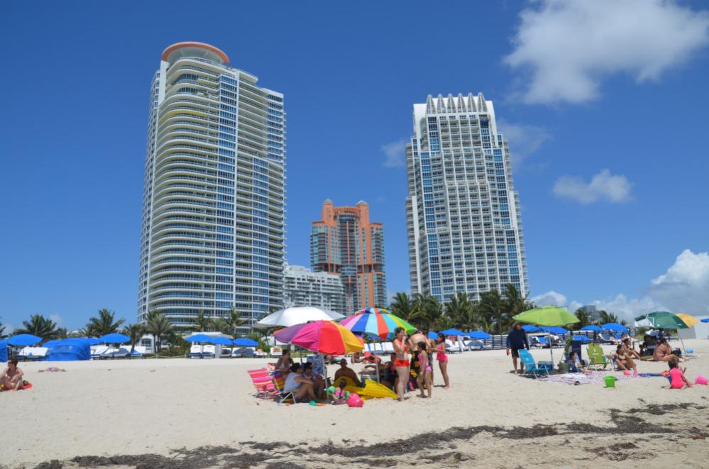 DS3 0369 139

Miami Beach
