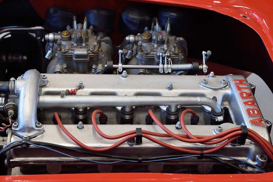 DSC 0766 Fiat ABARTH 2000 Sport Spider 00006