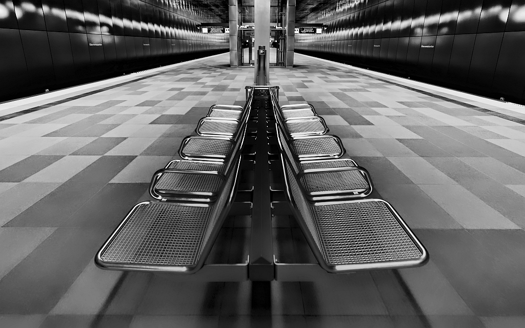 DSC 0795 DxO k  verkl Station Überseequartier