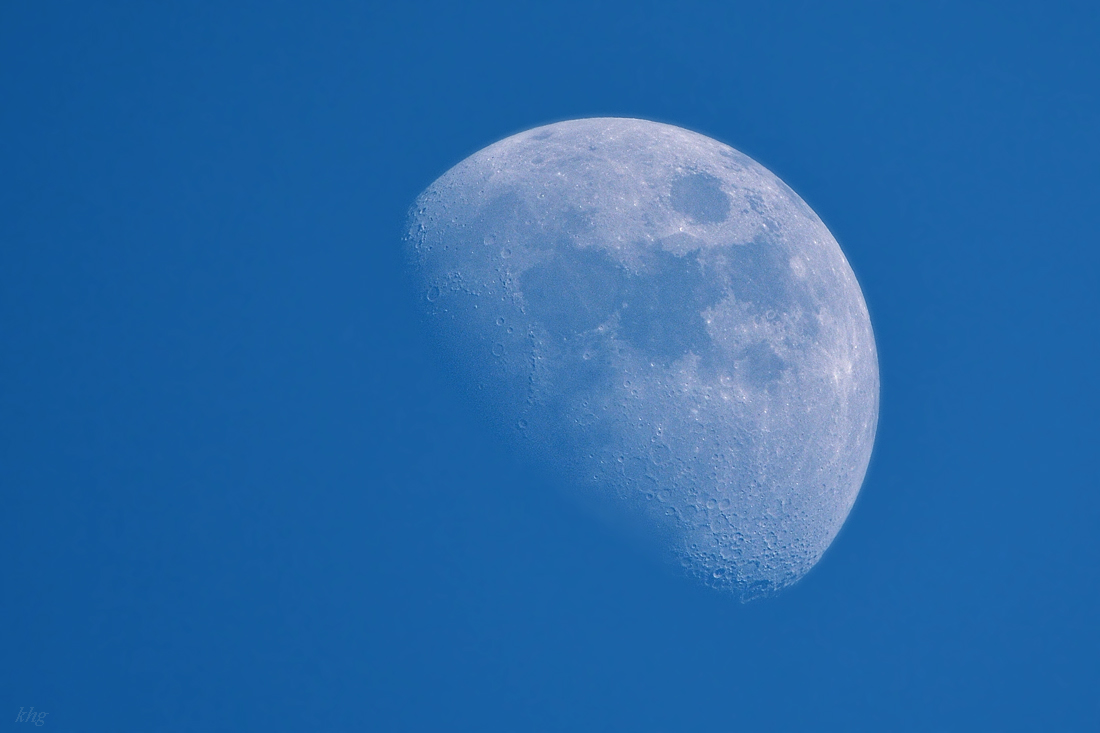 DSC 0805 Mond