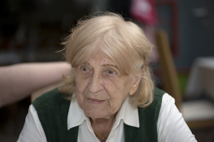 DSC 1974