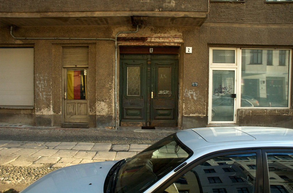 DSC 2700