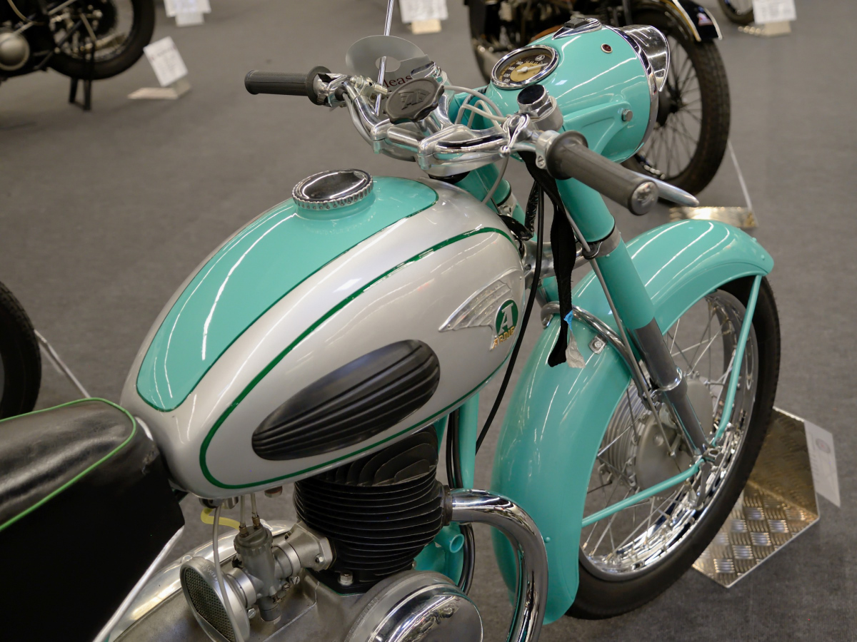 DSC 8765