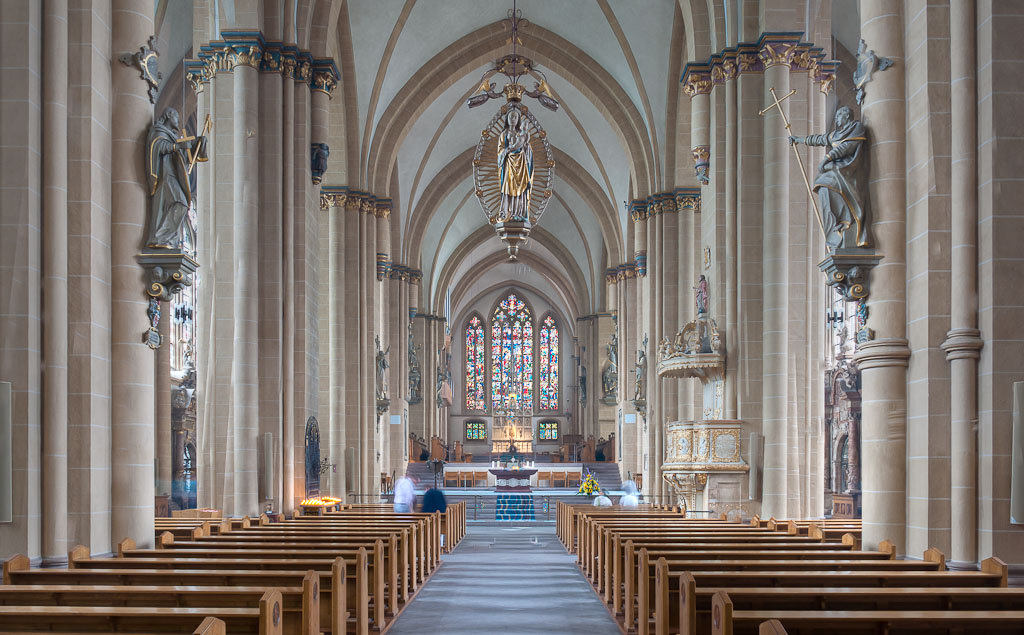 DSC 8835 6 7 2