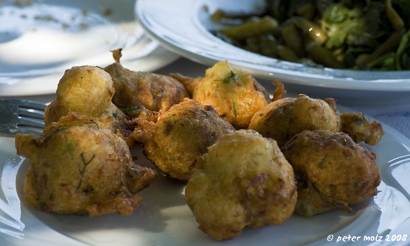 DSC8300-b greek food