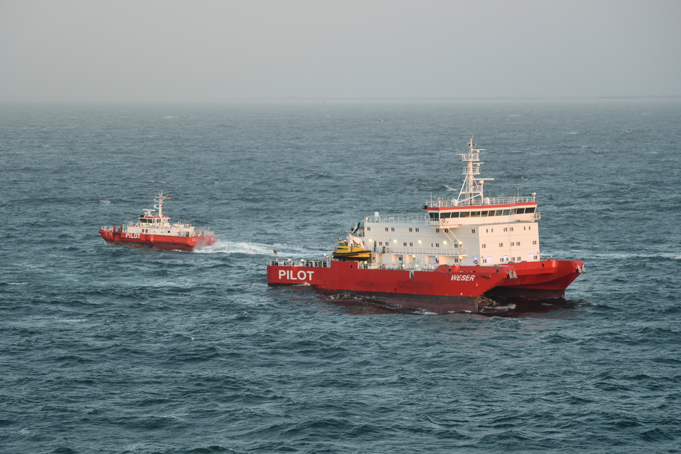 DSV 4877