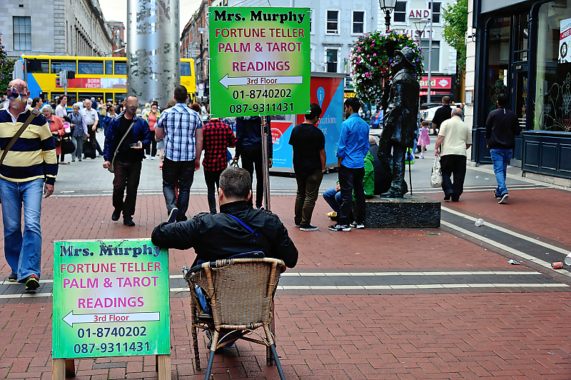 Dublin, Fortuneteller.jpg