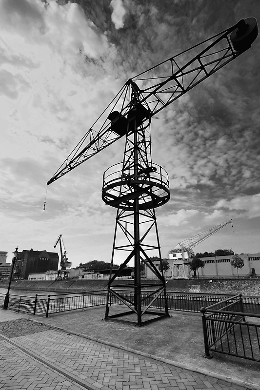 Duisburg Innenhafen - 09/2009 Kran