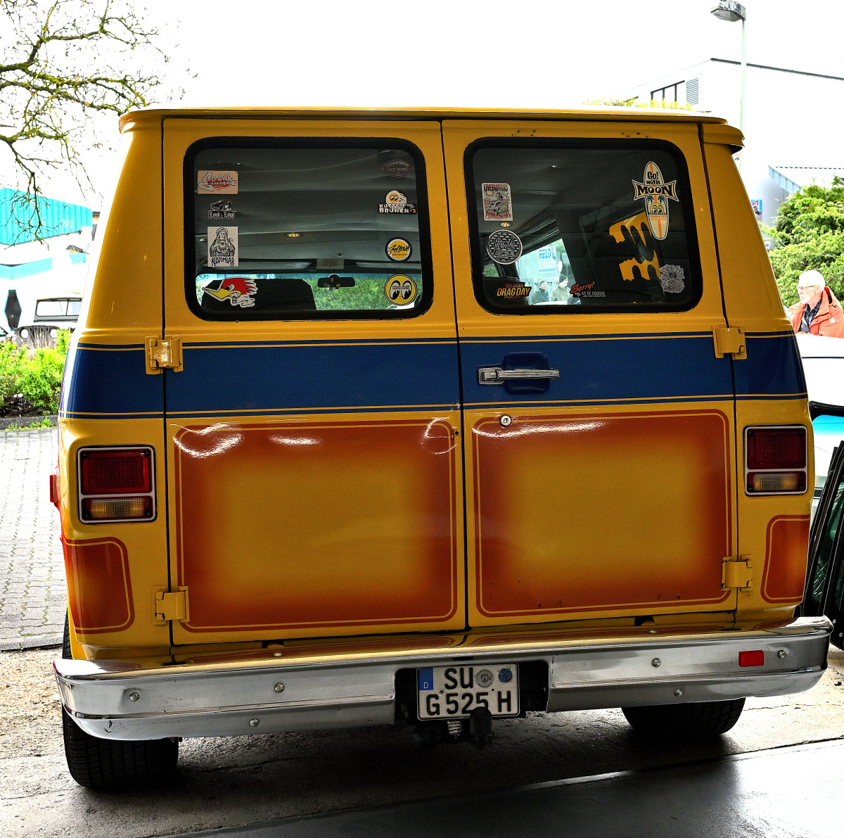 E005_2.JPG