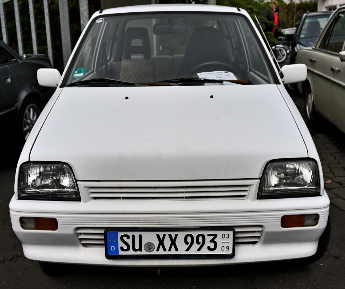 E012_1.JPG